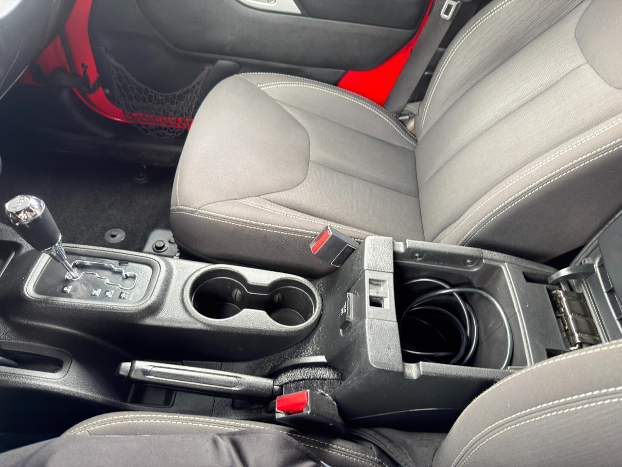 Jeep Wrangler 4WD 2dr Sahara 2017