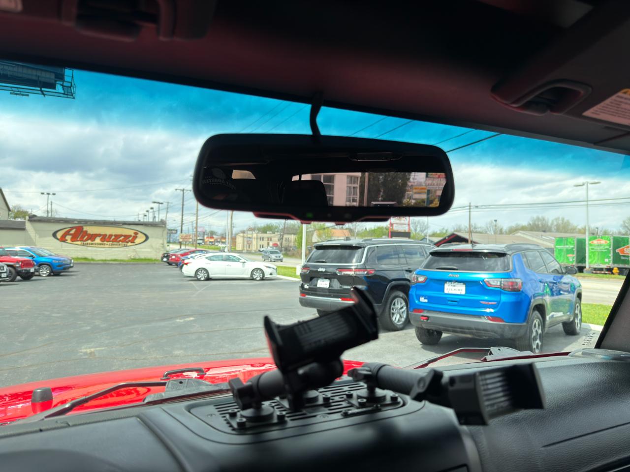 Jeep Wrangler 4WD 2dr Sahara 2017