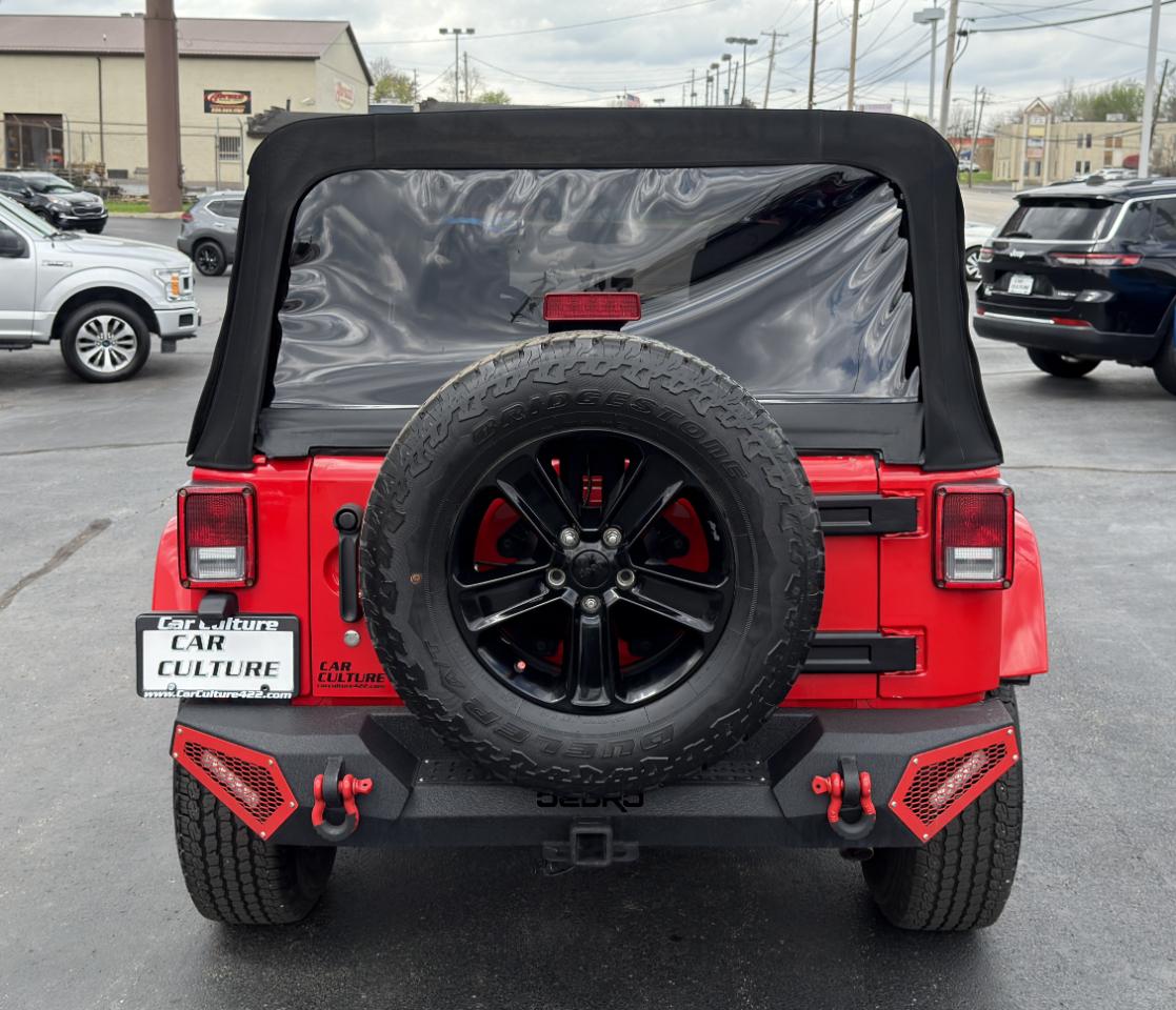 Jeep Wrangler 4WD 2dr Sahara 2017