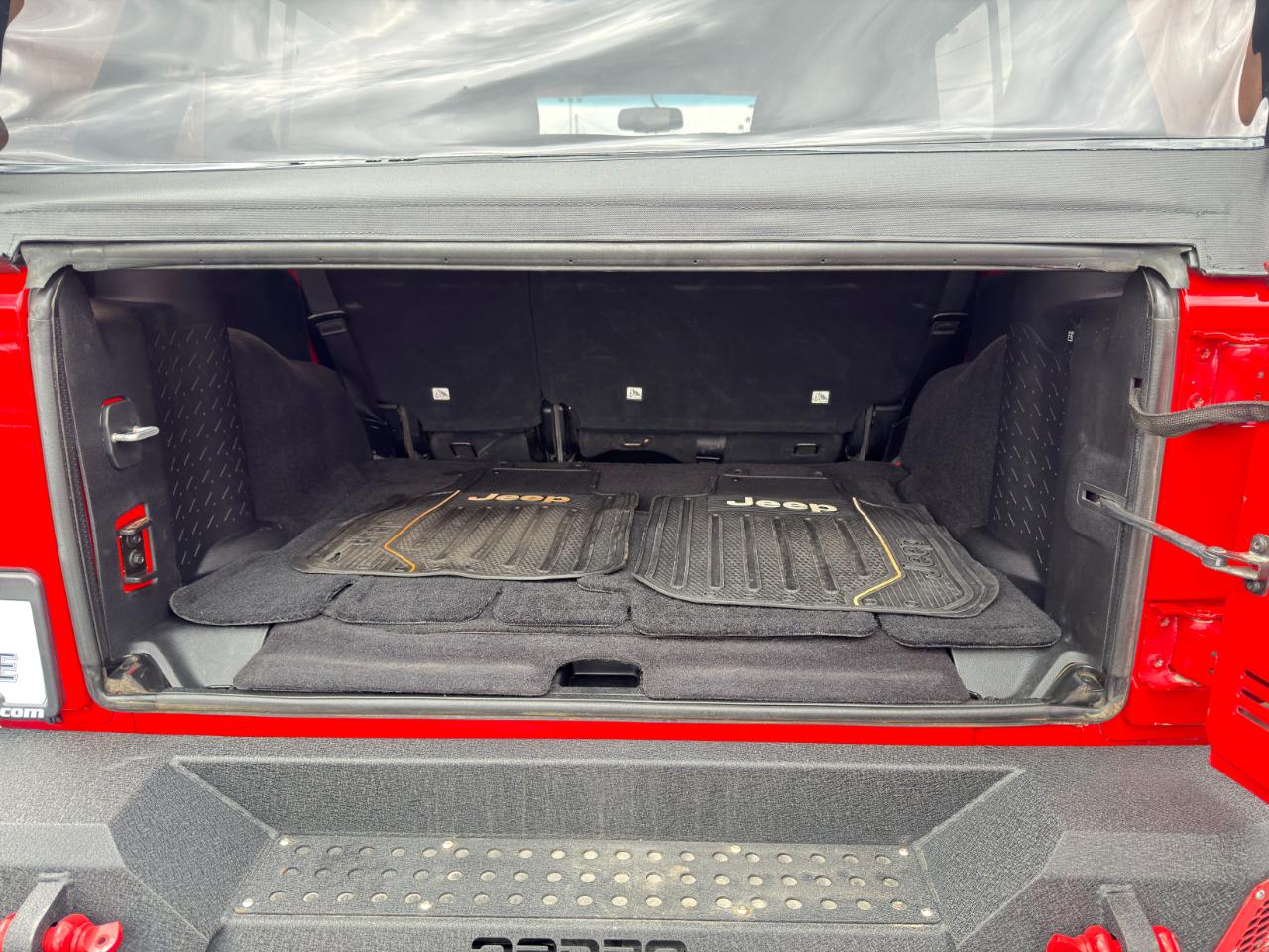 Jeep Wrangler 4WD 2dr Sahara 2017