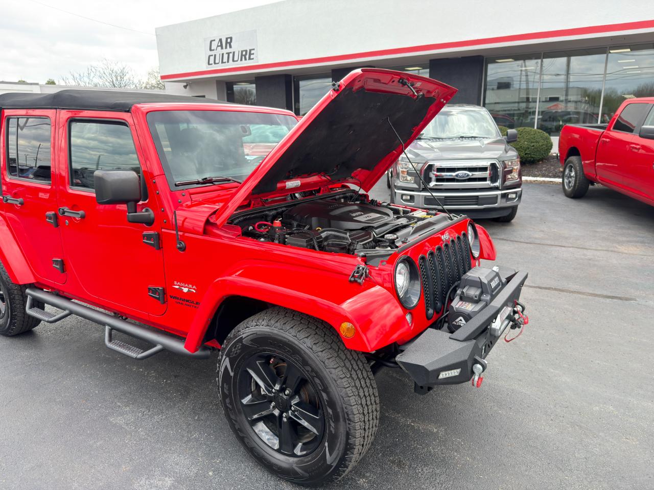 Jeep Wrangler 4WD 2dr Sahara 2017