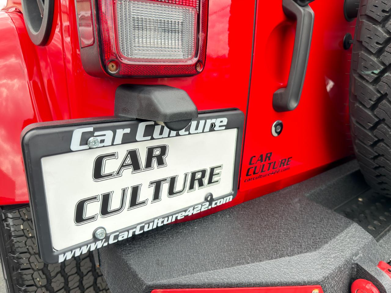 Jeep Wrangler 4WD 2dr Sahara 2017