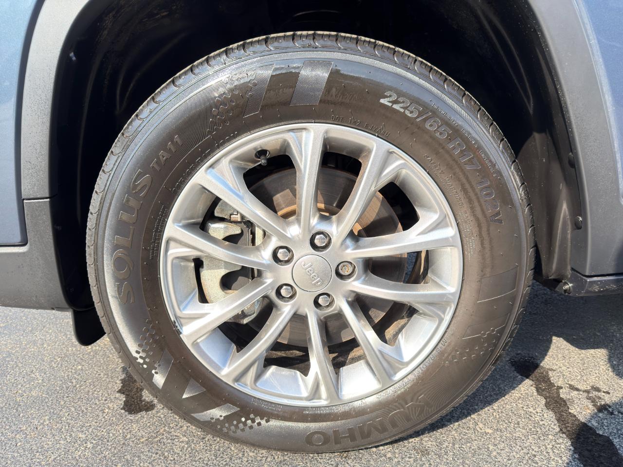 Jeep Cherokee Latitude Lux 4WD 2021