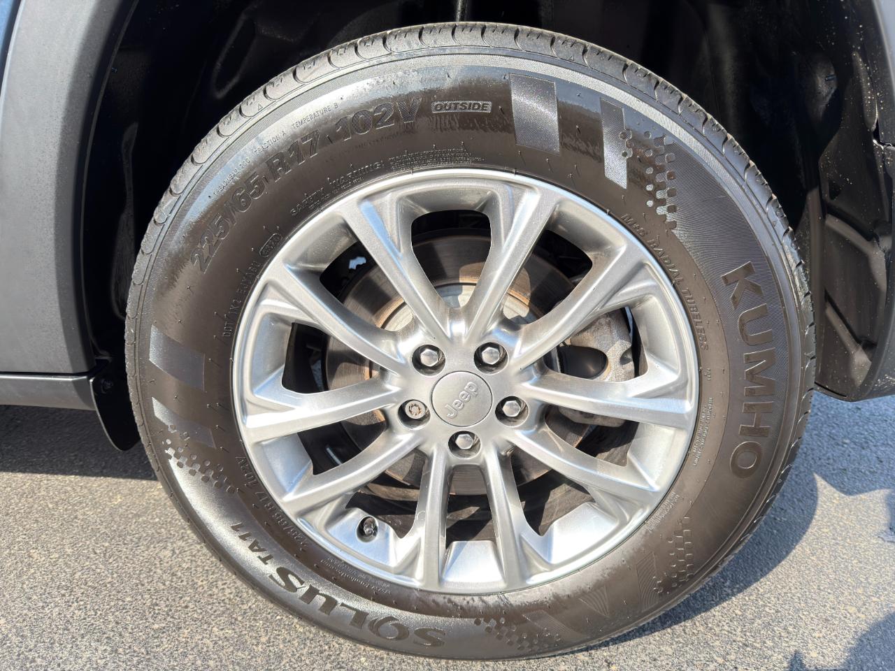 Jeep Cherokee Latitude Lux 4WD 2021