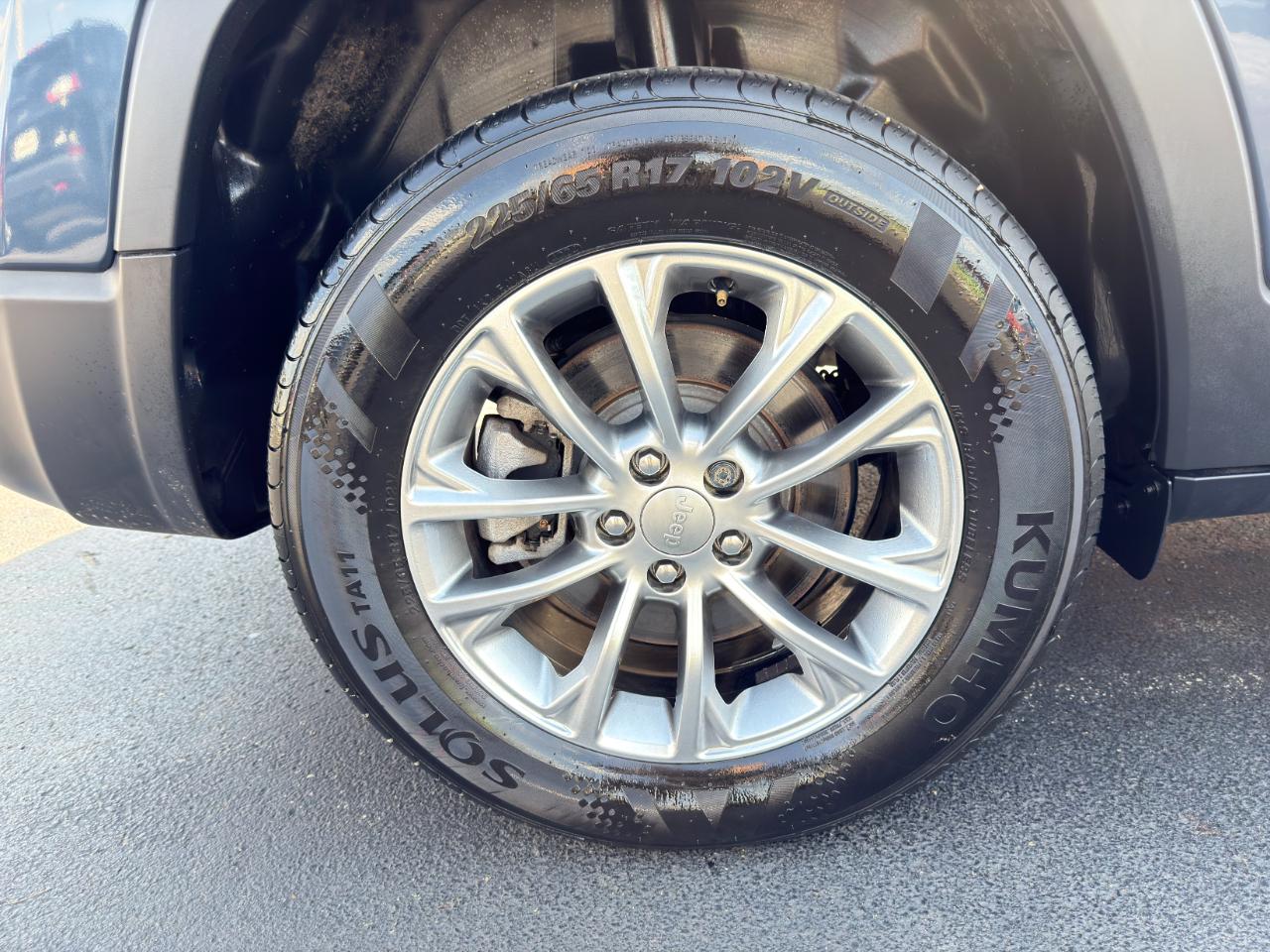 Jeep Cherokee Latitude Lux 4WD 2021