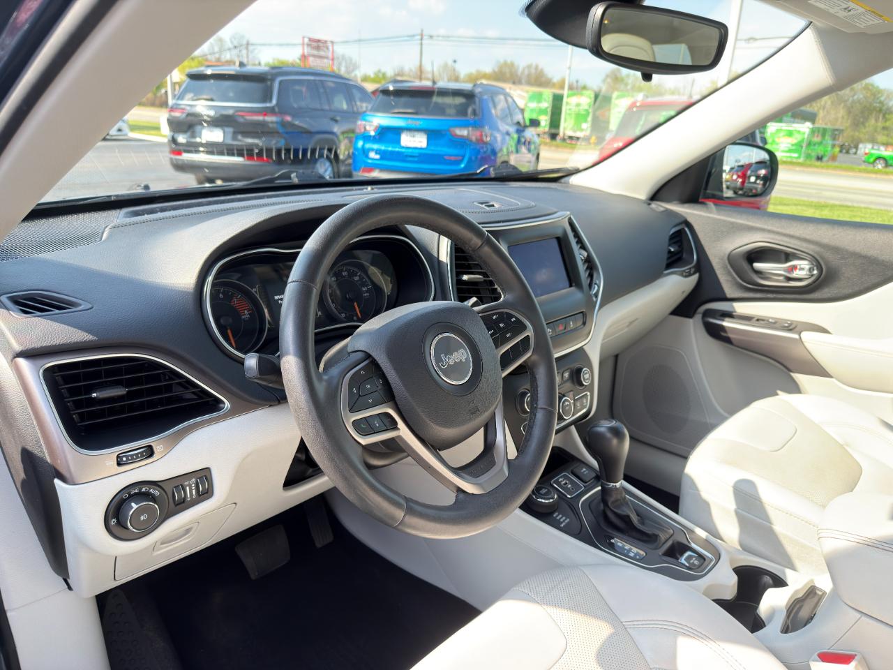 Jeep Cherokee Latitude Lux 4WD 2021