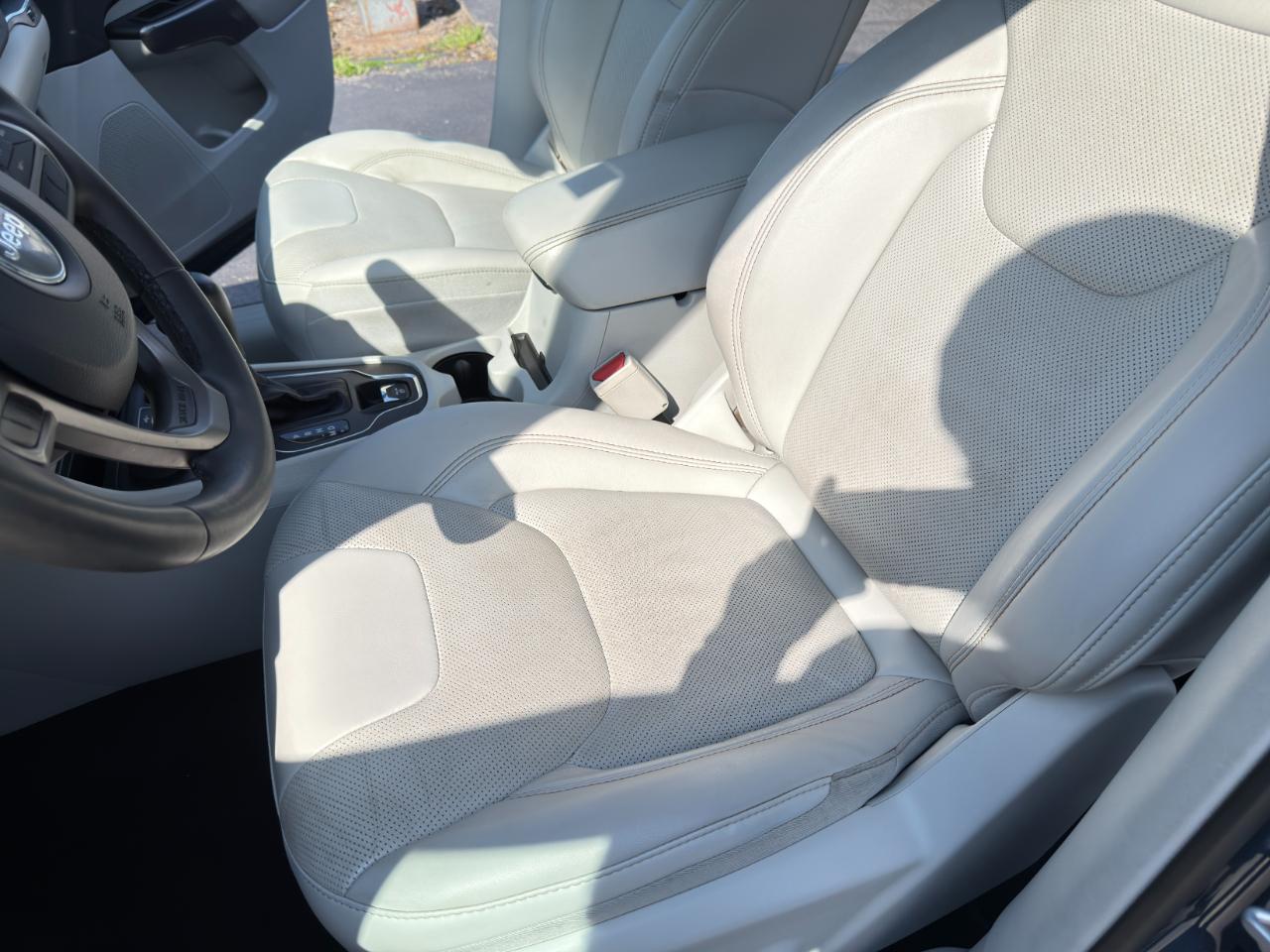 Jeep Cherokee Latitude Lux 4WD 2021