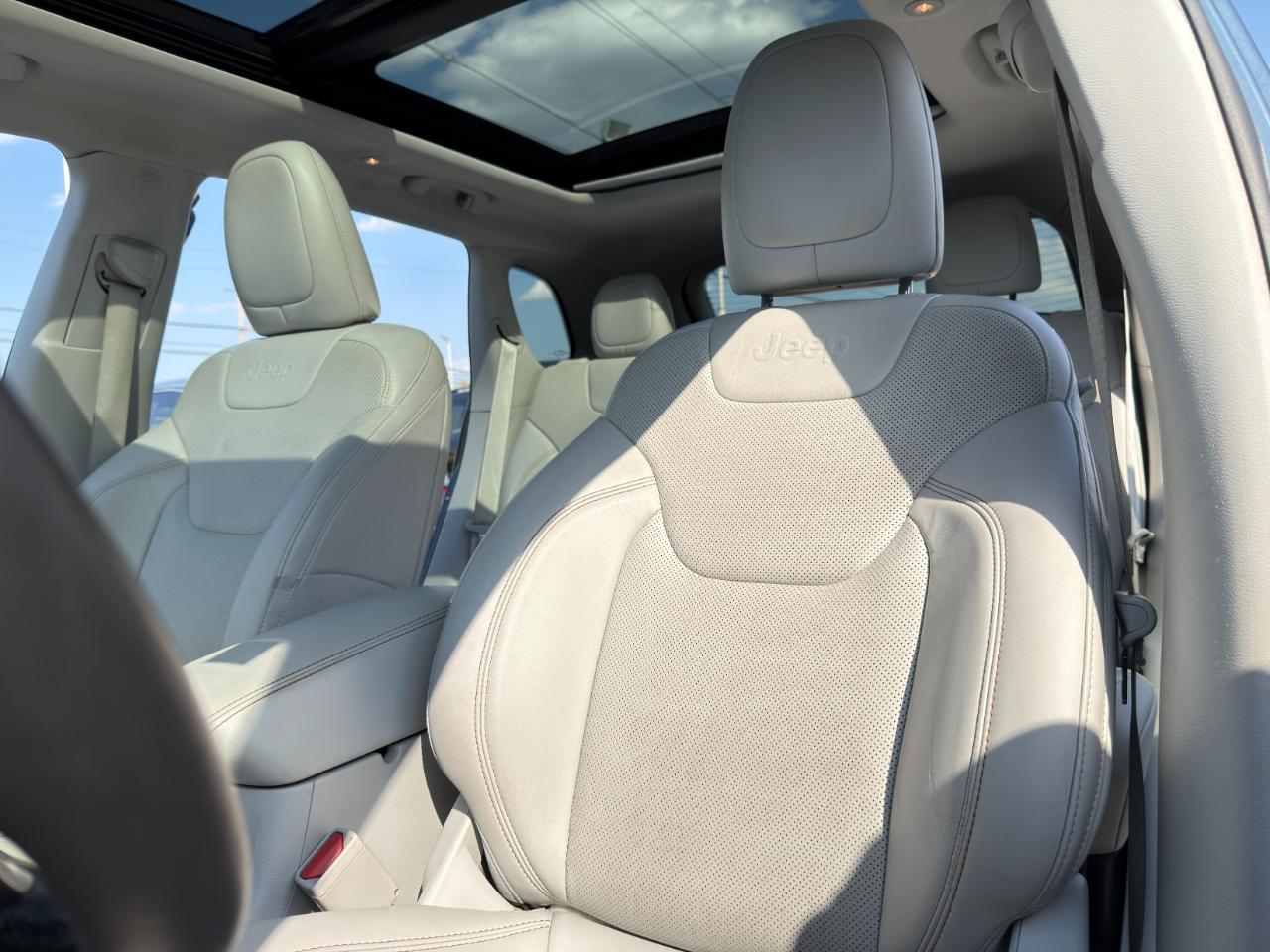 Jeep Cherokee Latitude Lux 4WD 2021