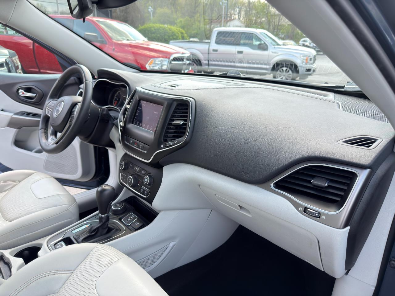 Jeep Cherokee Latitude Lux 4WD 2021