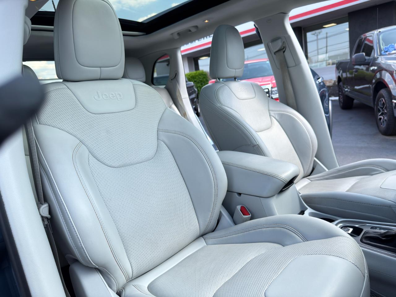 Jeep Cherokee Latitude Lux 4WD 2021