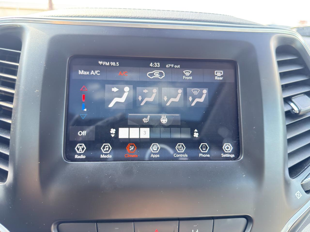 Jeep Cherokee Latitude Lux 4WD 2021