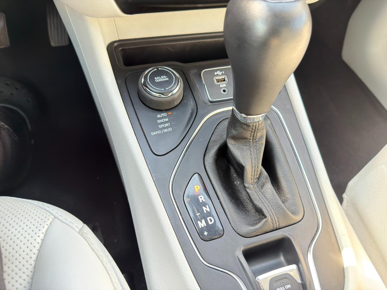 Jeep Cherokee Latitude Lux 4WD 2021