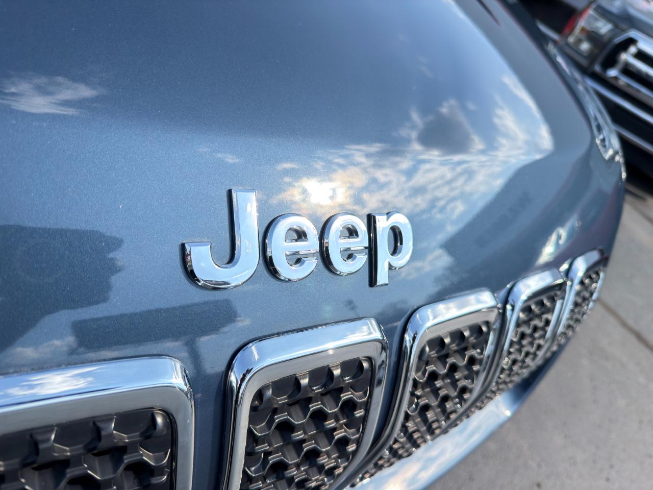 Jeep Cherokee Latitude Lux 4WD 2021