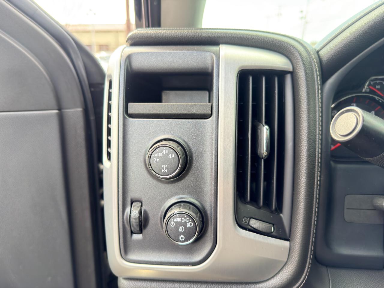 GMC Sierra 1500 SLE Double Cab 4WD 2016