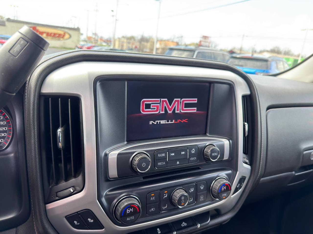 GMC Sierra 1500 SLE Double Cab 4WD 2016