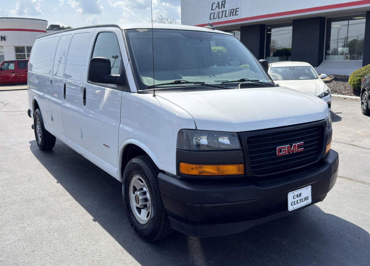 GMC Savana  2018