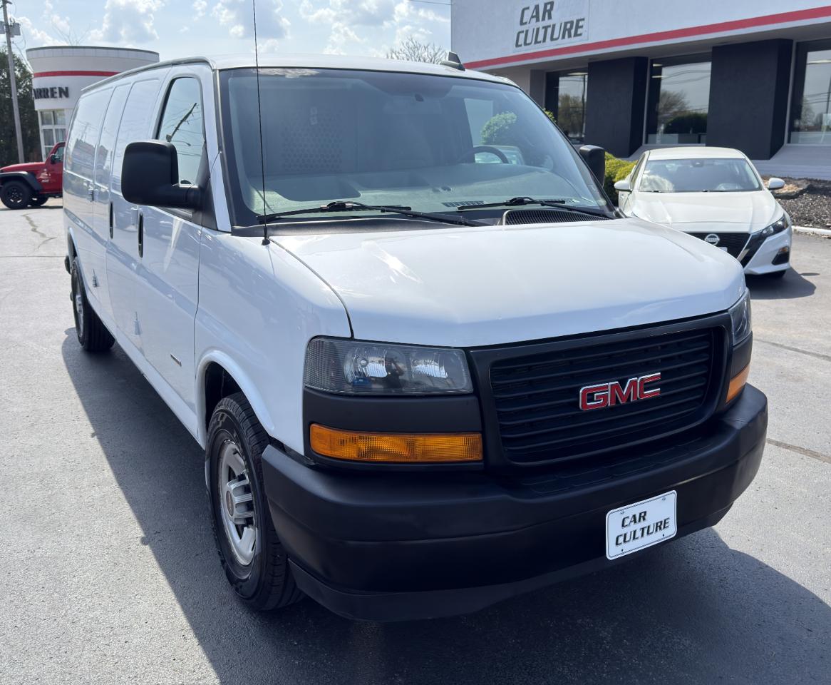 GMC Savana  2018