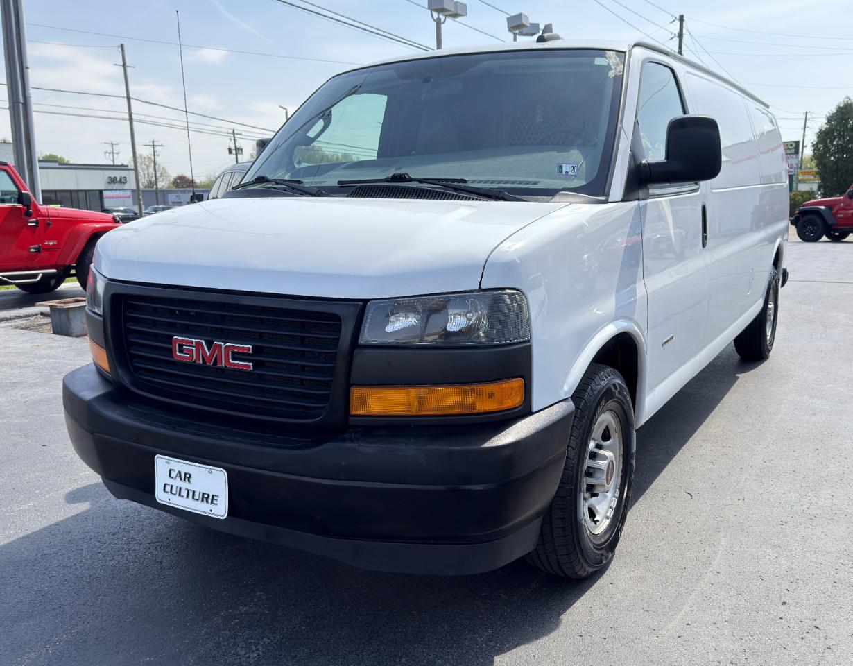 GMC Savana  2018