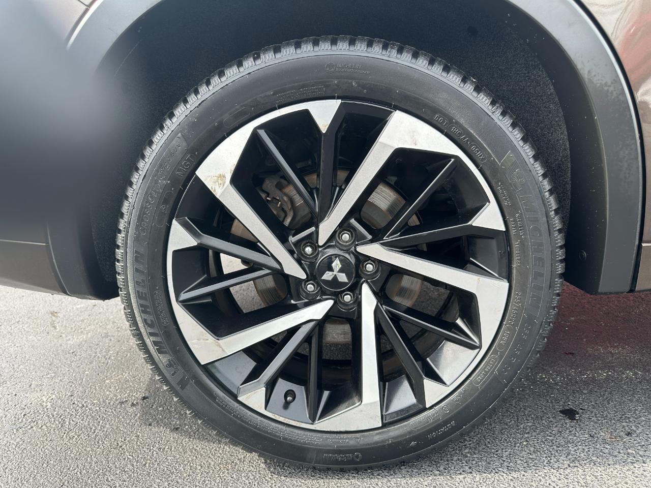 Mitsubishi Outlander SEL AWD 2022