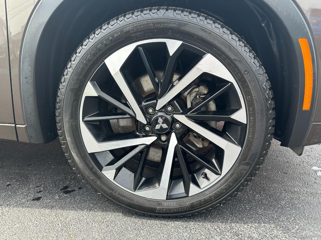 Mitsubishi Outlander SEL AWD 2022