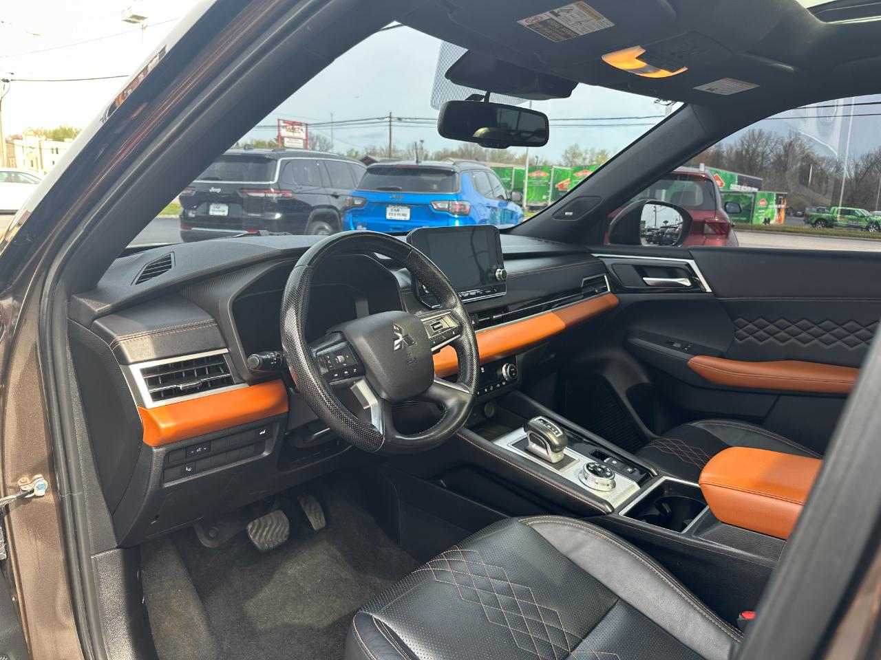 Mitsubishi Outlander SEL AWD 2022