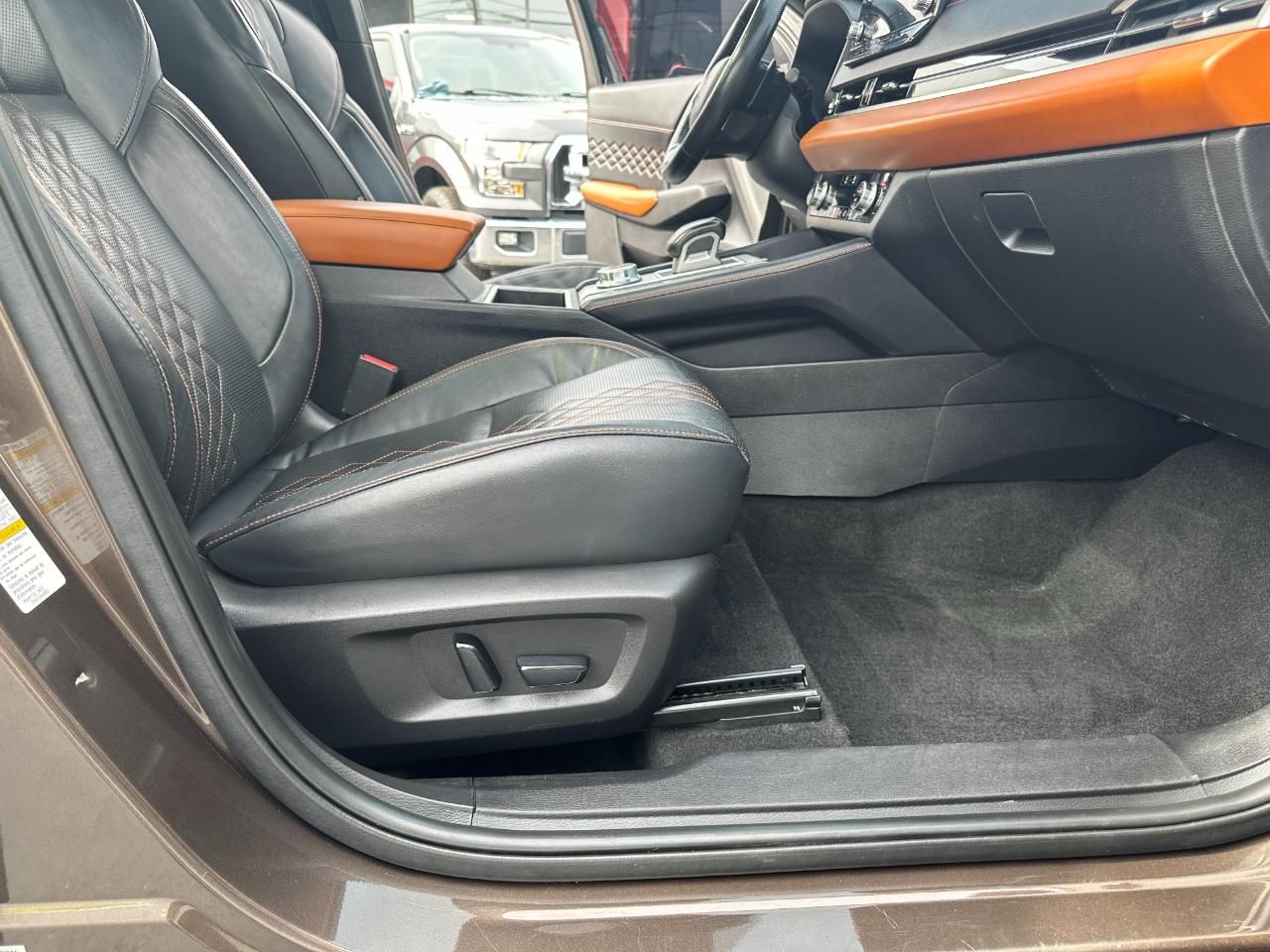 Mitsubishi Outlander SEL AWD 2022