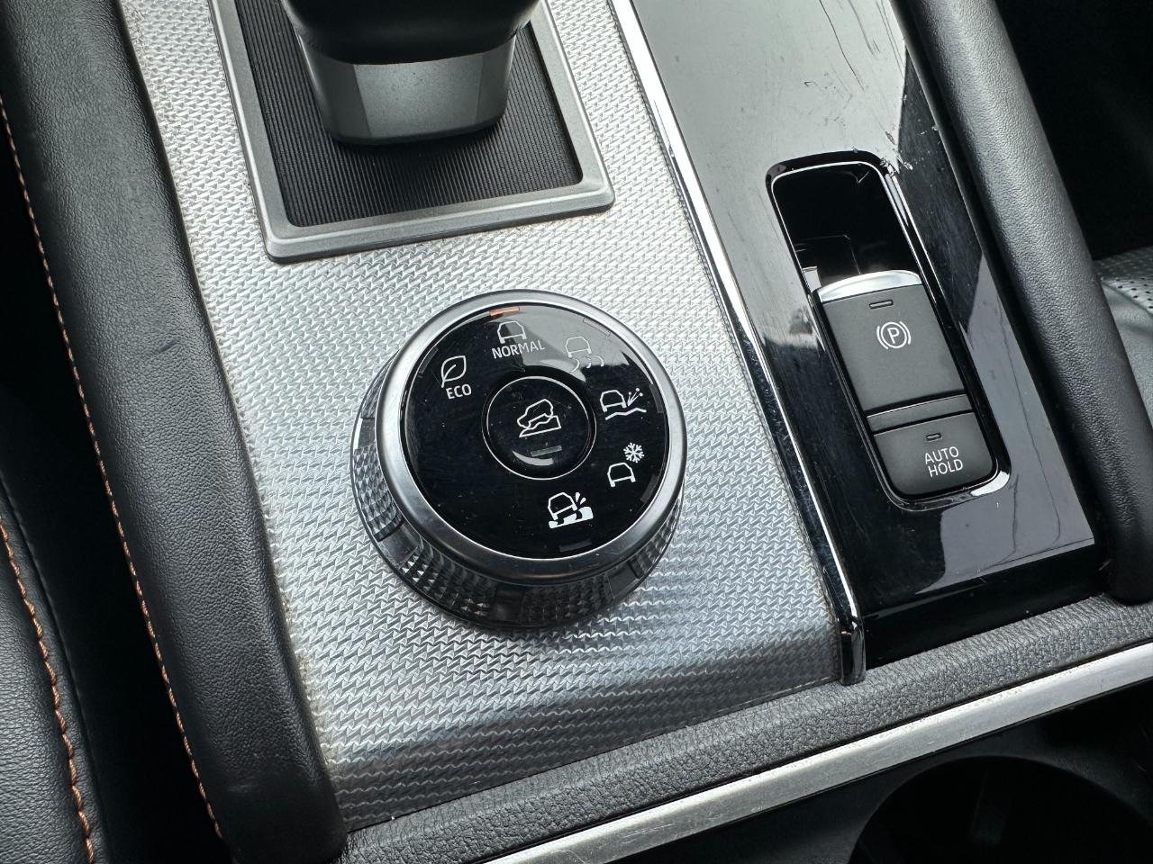 Mitsubishi Outlander SEL AWD 2022