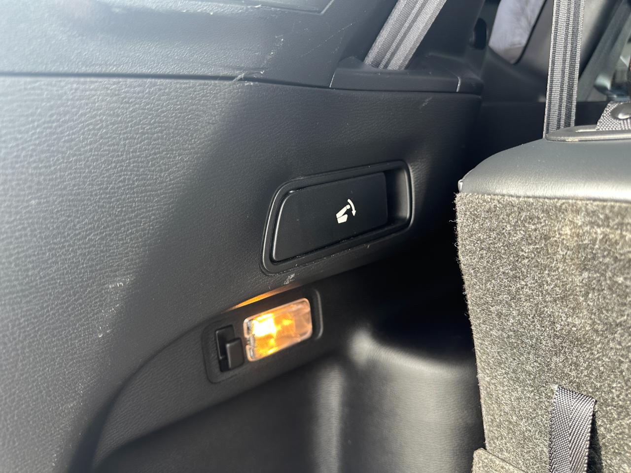 Mitsubishi Outlander SEL AWD 2022