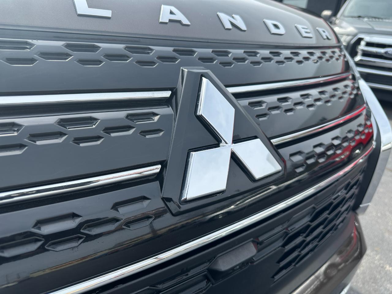 Mitsubishi Outlander SEL AWD 2022