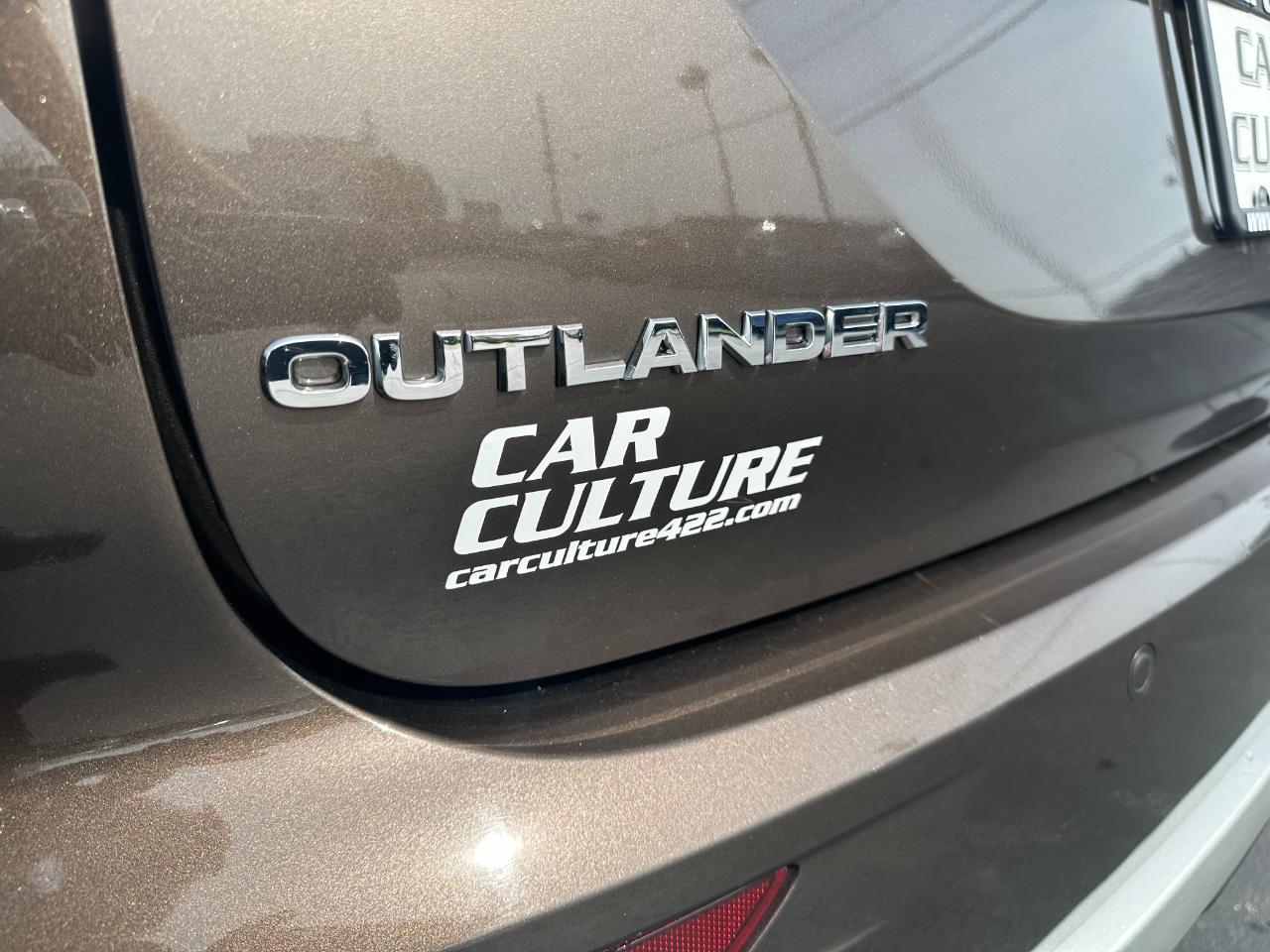 Mitsubishi Outlander SEL AWD 2022