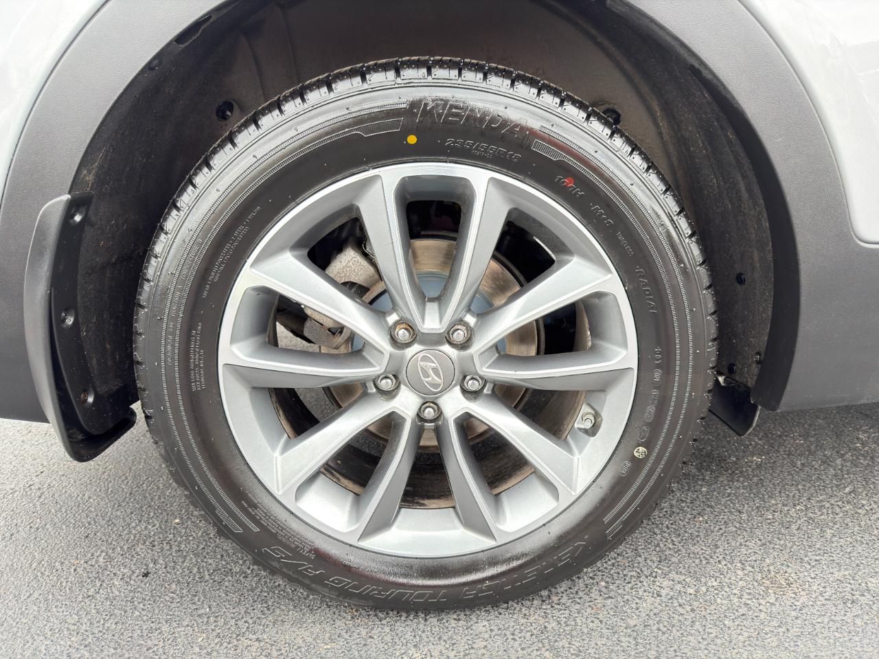 Hyundai Santa Fe XL SE AWD 2019