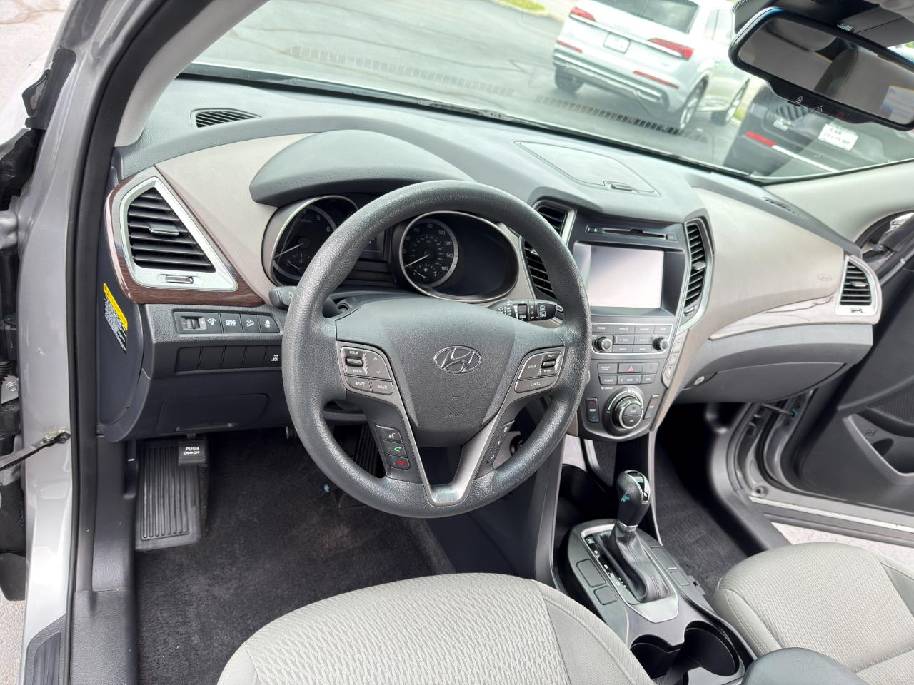 Hyundai Santa Fe XL SE AWD 2019
