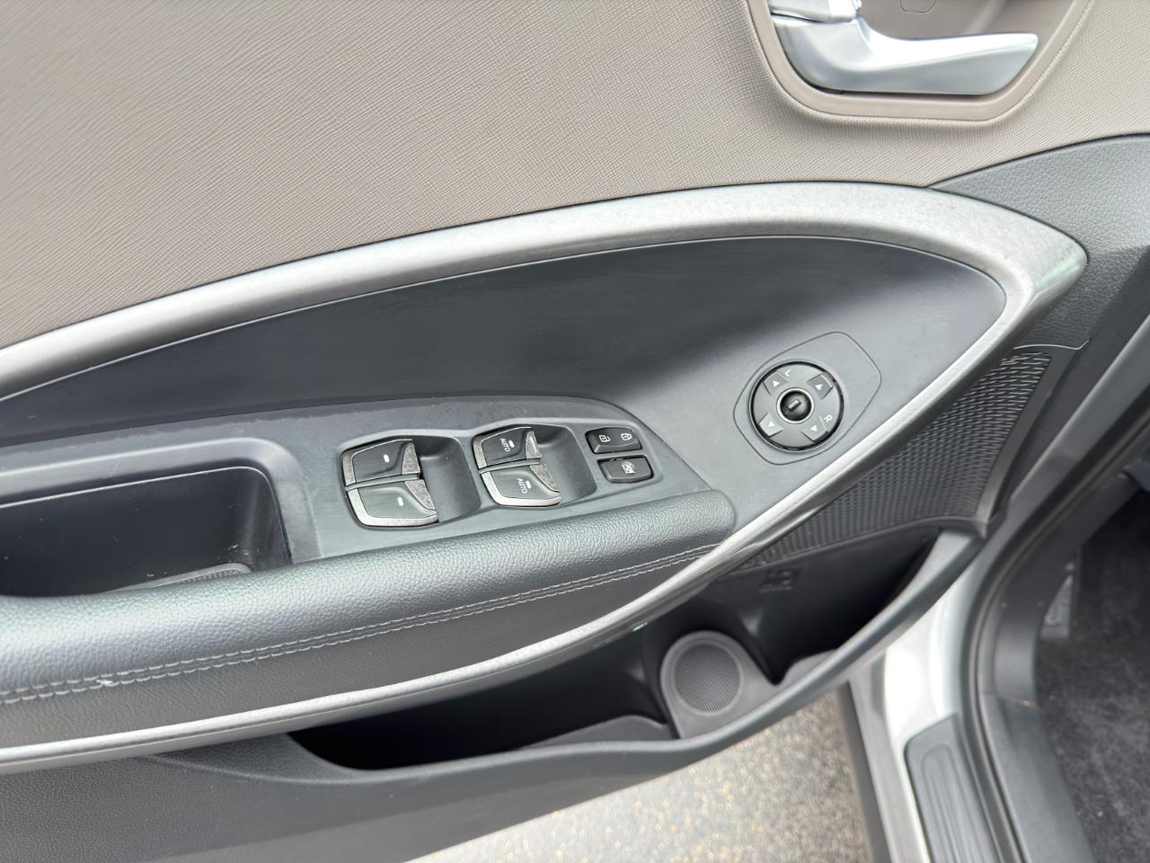 Hyundai Santa Fe XL SE AWD 2019