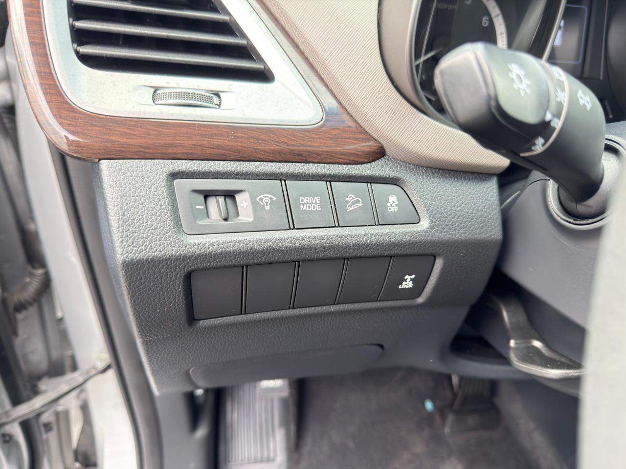 Hyundai Santa Fe XL SE AWD 2019