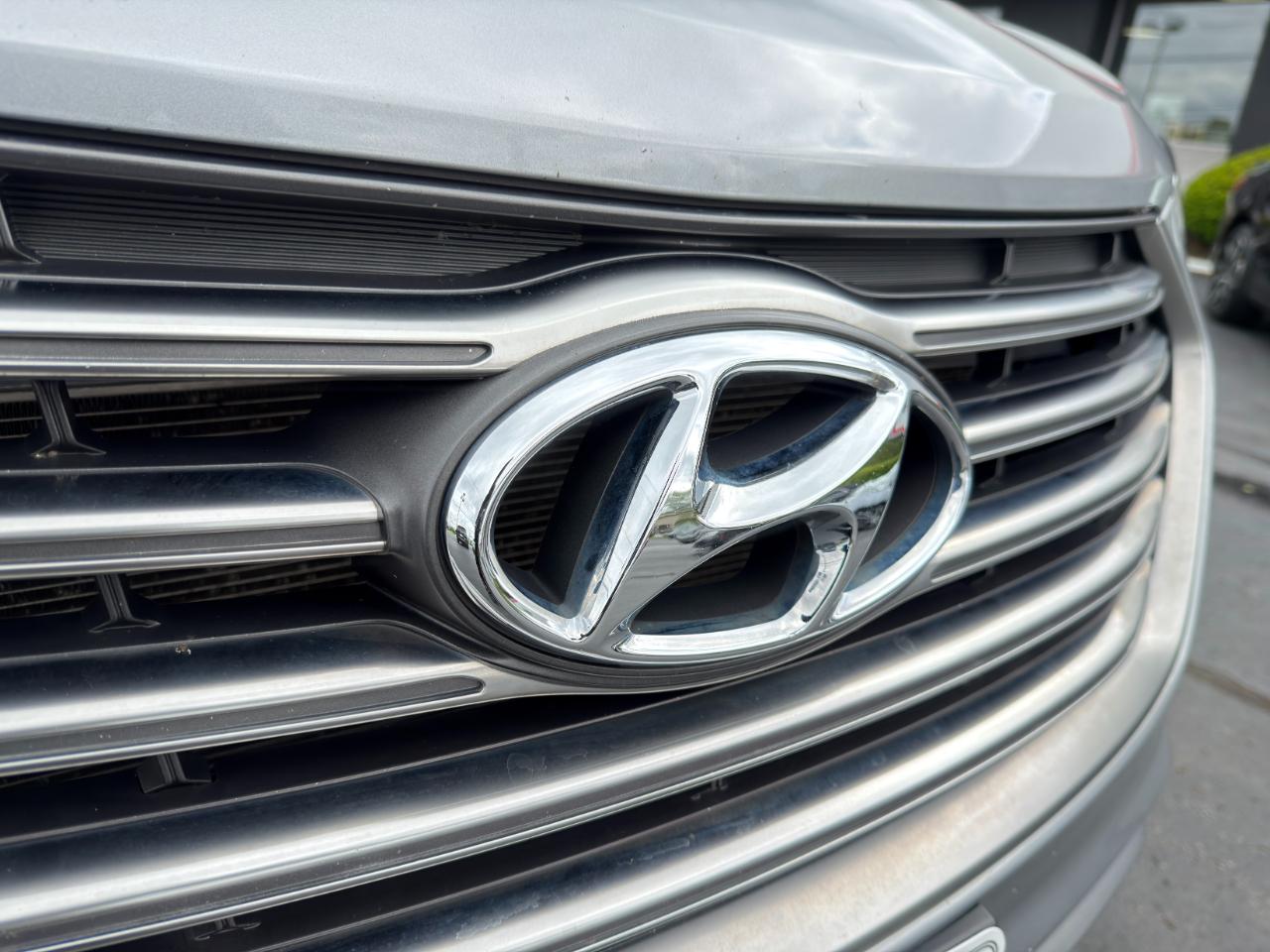 Hyundai Santa Fe XL SE AWD 2019