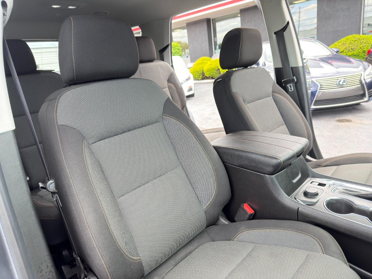 Chevrolet Traverse AWD 4dr LT 2019