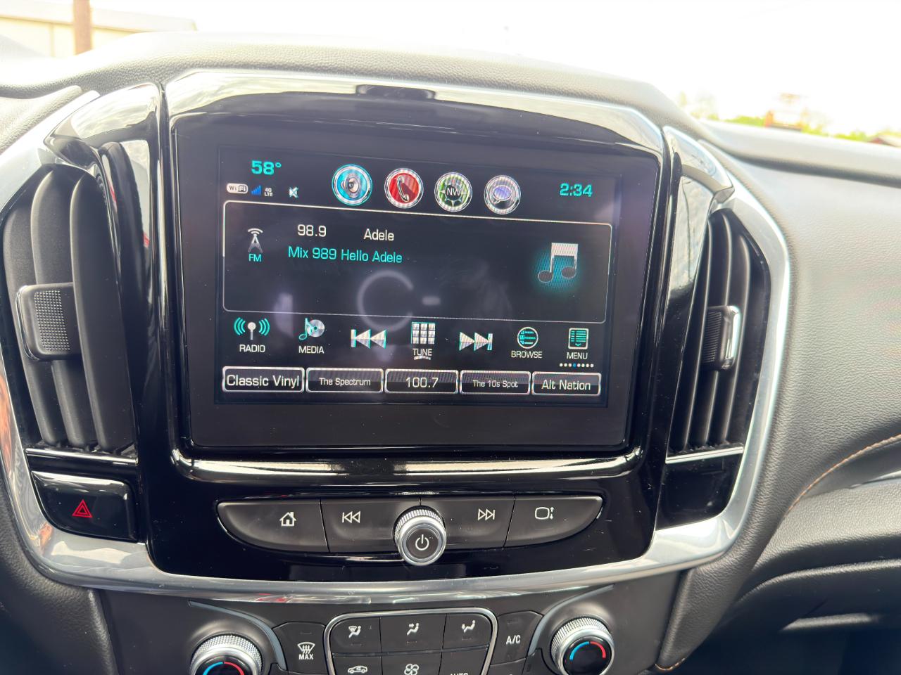Chevrolet Traverse AWD 4dr LT 2019