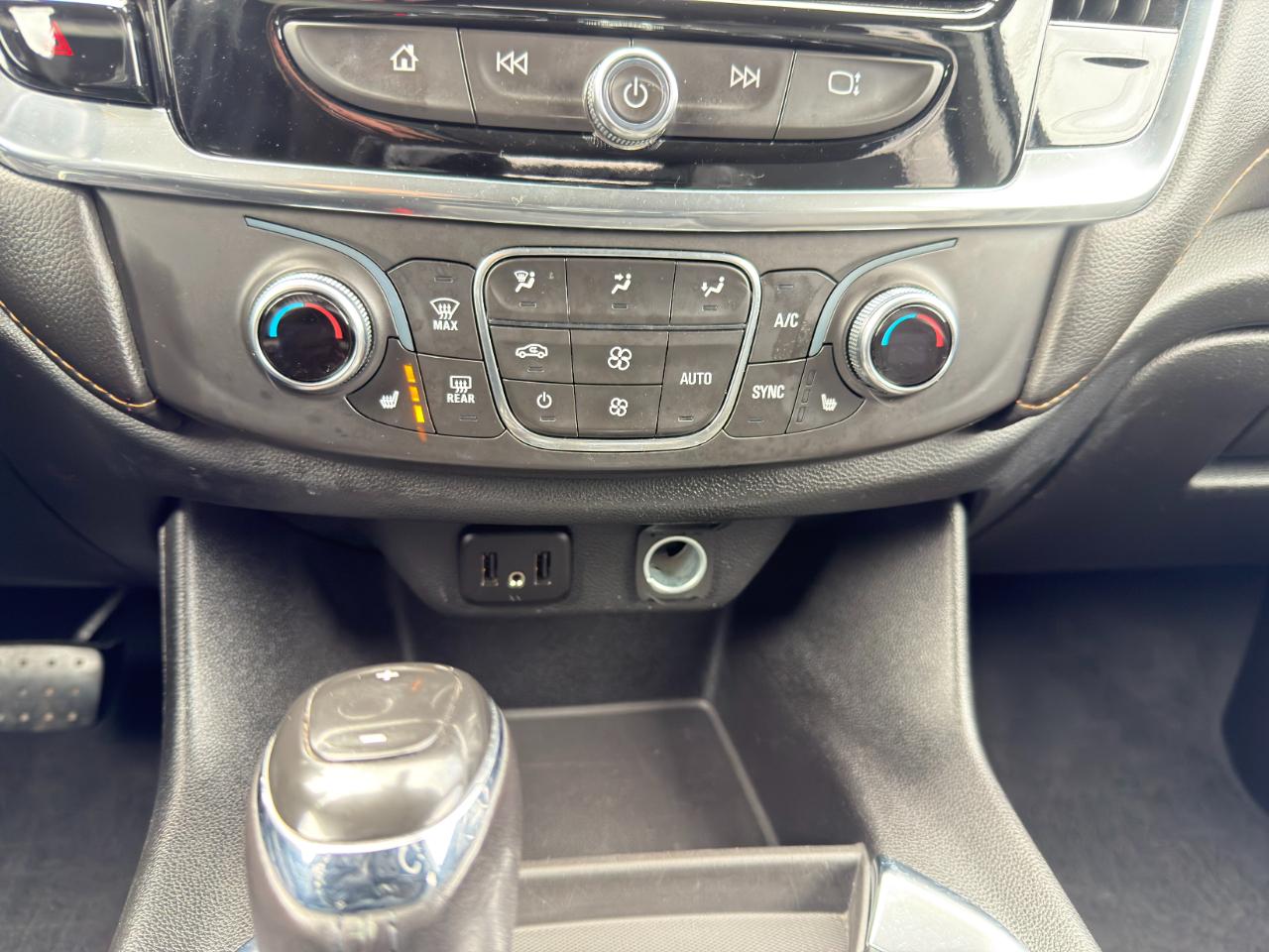 Chevrolet Traverse AWD 4dr LT 2019