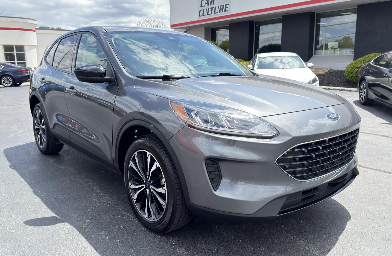 Ford Escape SE 4D SUV 4WD 2022