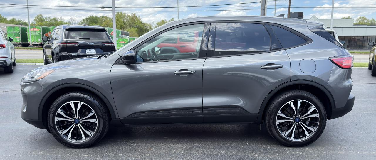Ford Escape SE 4D SUV 4WD 2022