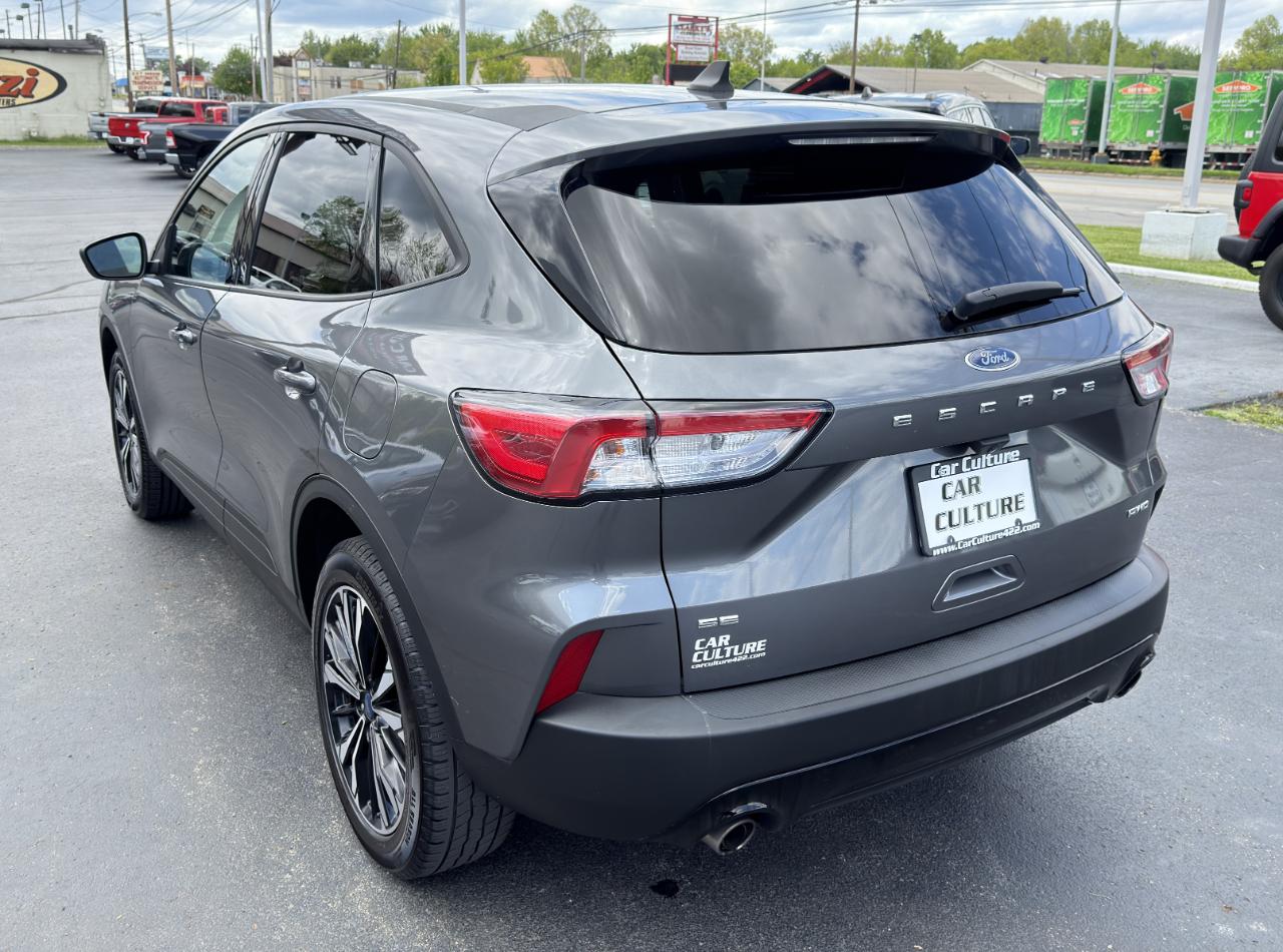 Ford Escape SE 4D SUV 4WD 2022