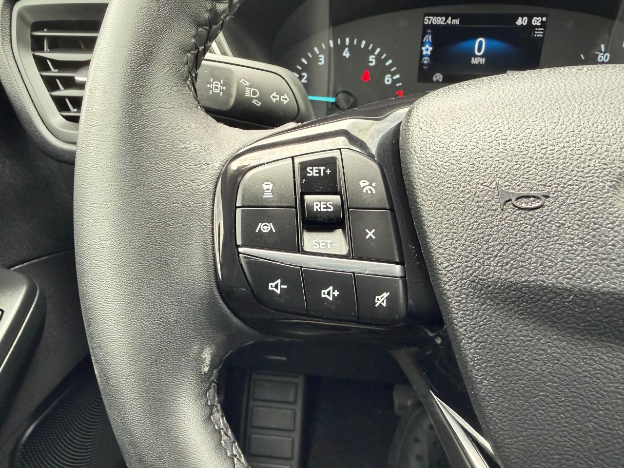 Ford Escape SE 4D SUV 4WD 2022