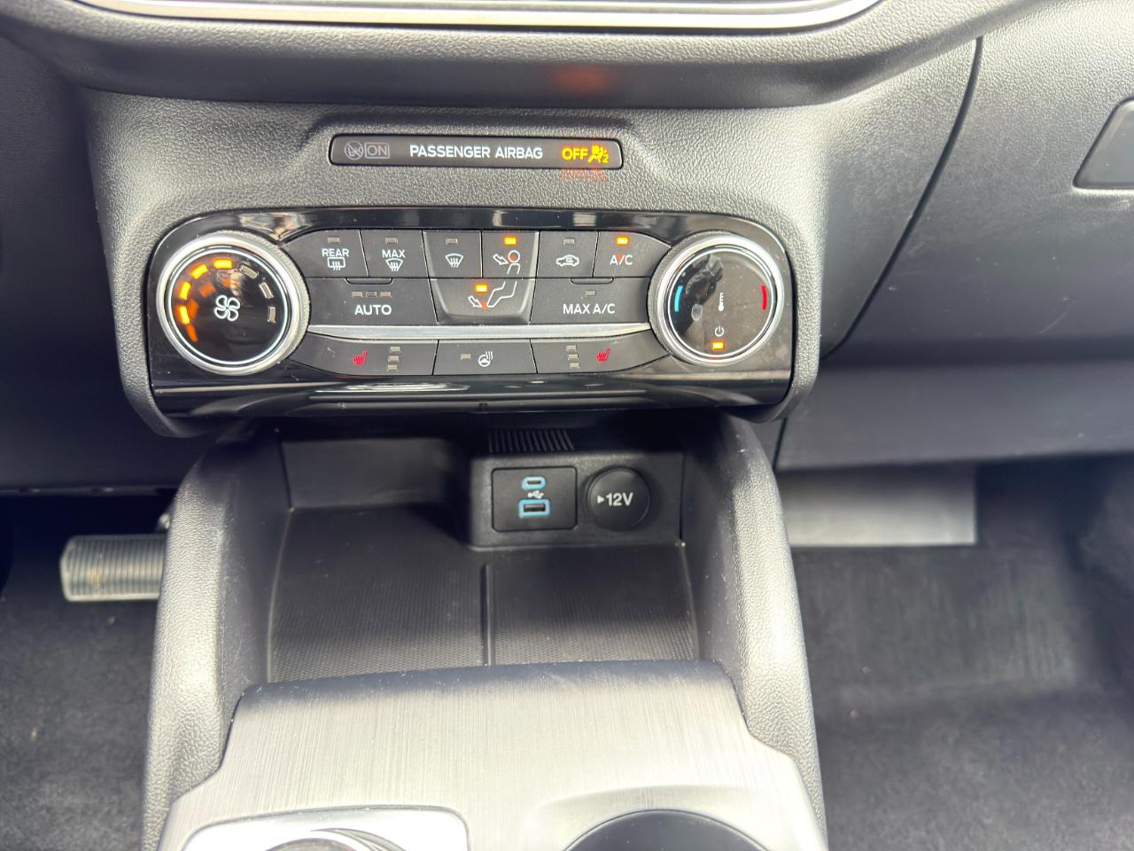 Ford Escape SE 4D SUV 4WD 2022