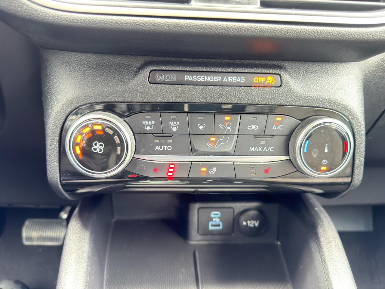 Ford Escape SE 4D SUV 4WD 2022