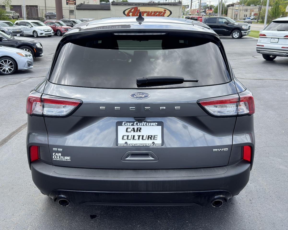 Ford Escape SE 4D SUV 4WD 2022