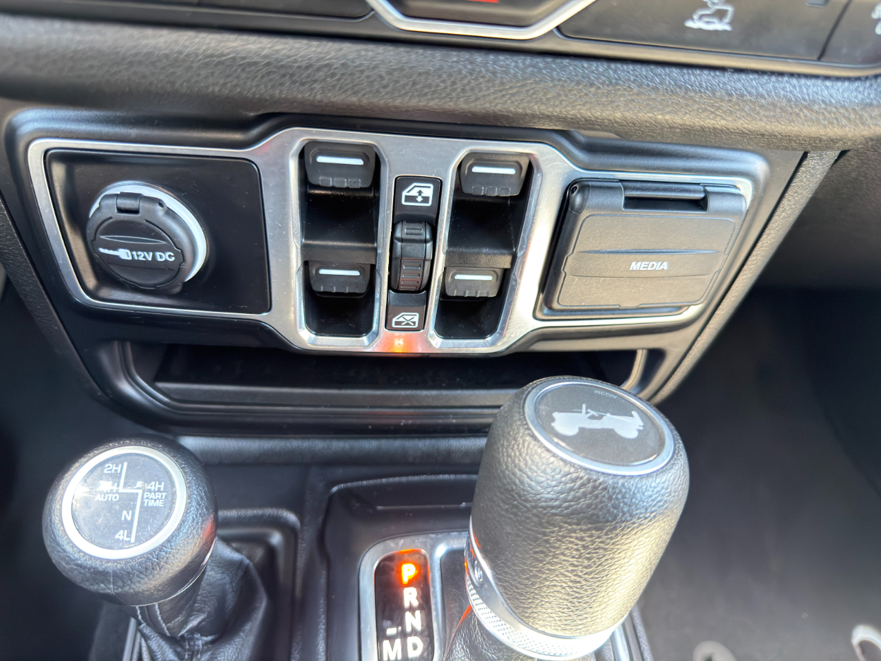 Jeep Wrangler 4xe Sport S 4x4 2024