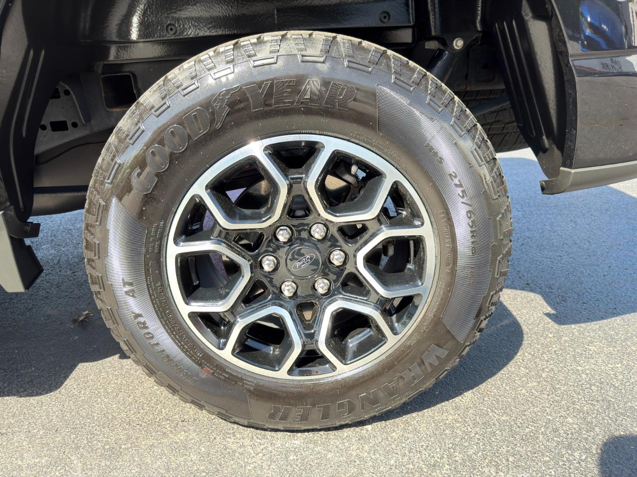 Ford F-150 XLT SuperCrew 4WD 2022