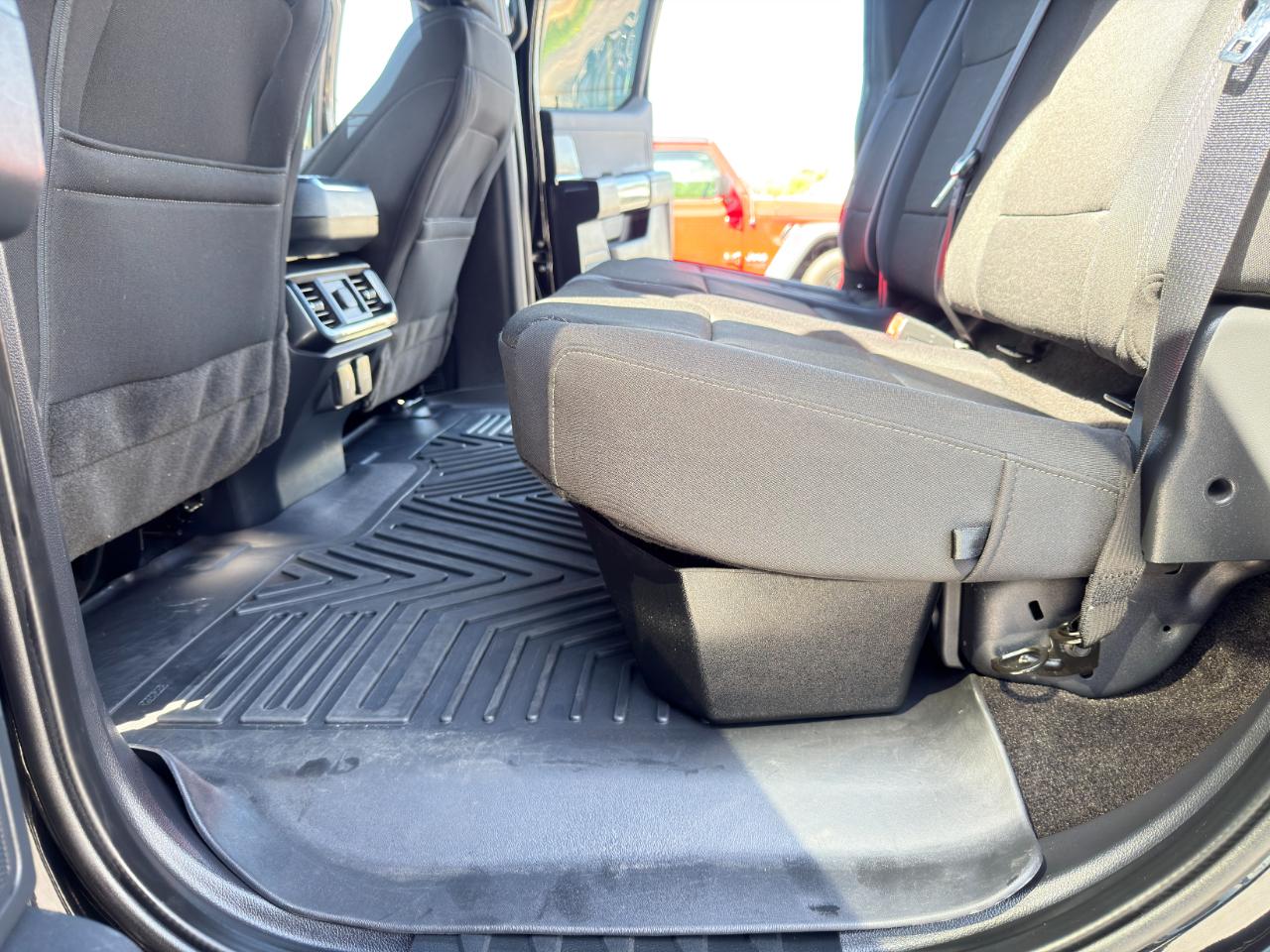 Ford F-150 XLT SuperCrew 4WD 2022