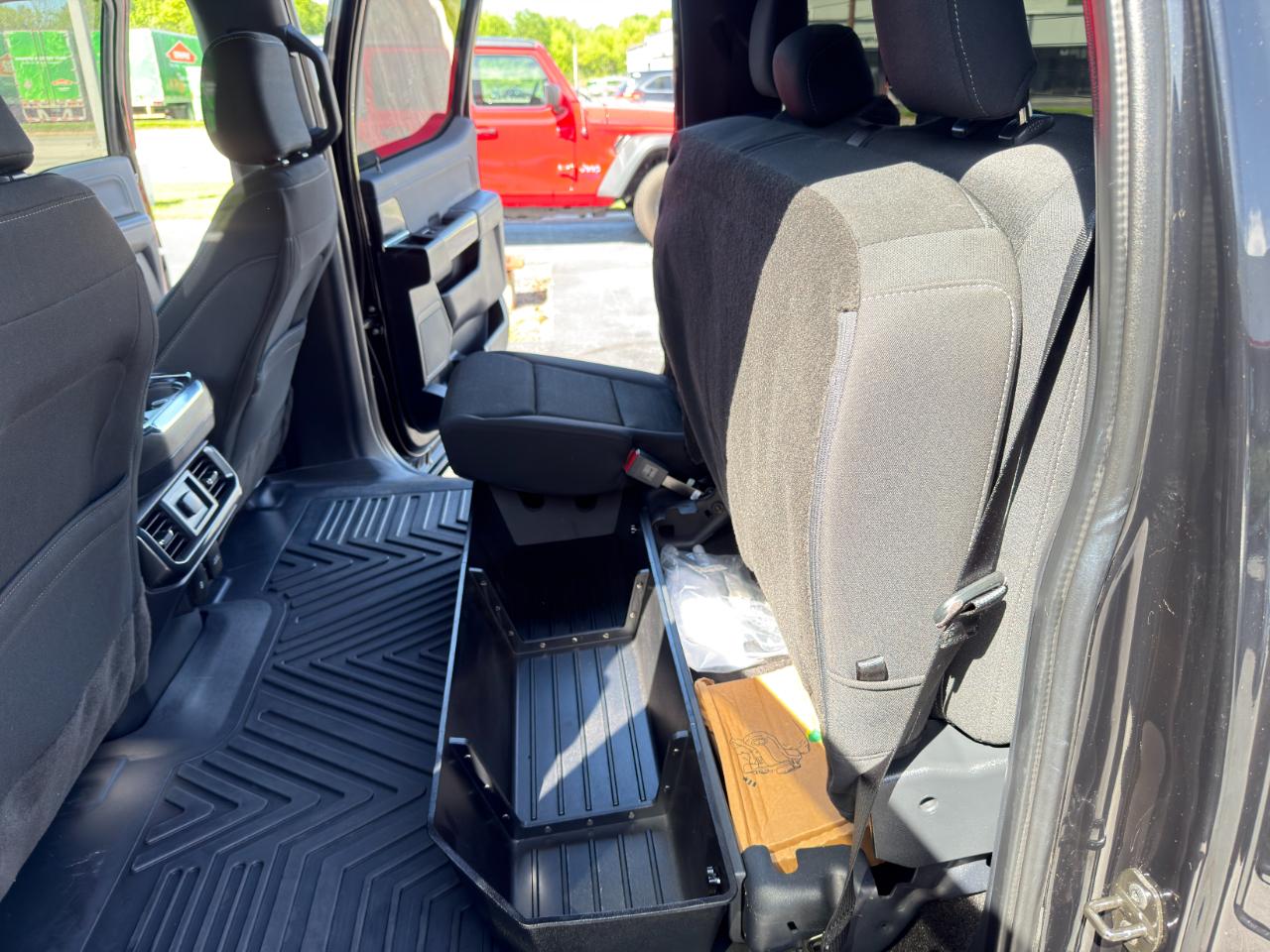 Ford F-150 XLT SuperCrew 4WD 2022