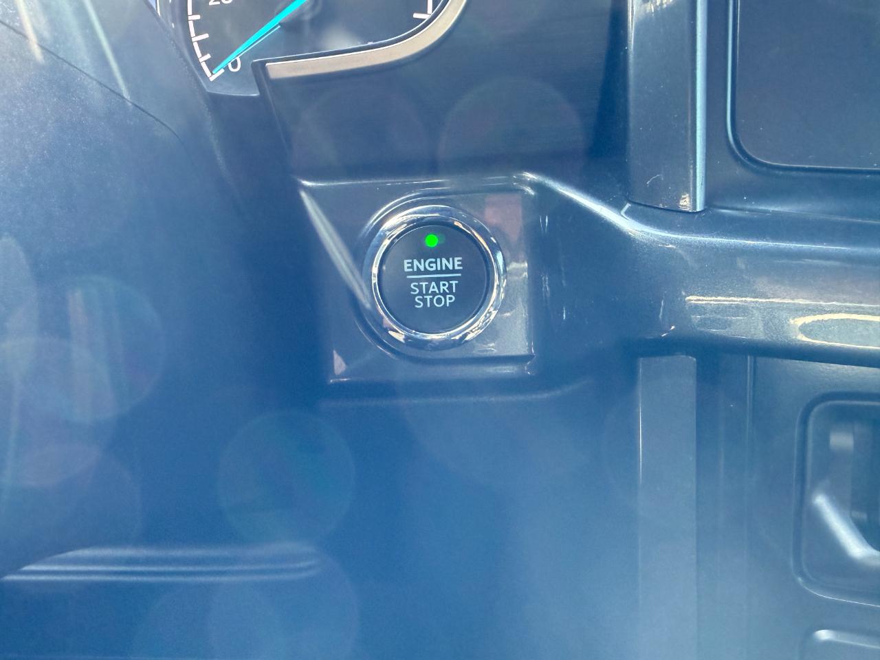Ford F-150 XLT SuperCrew 4WD 2022